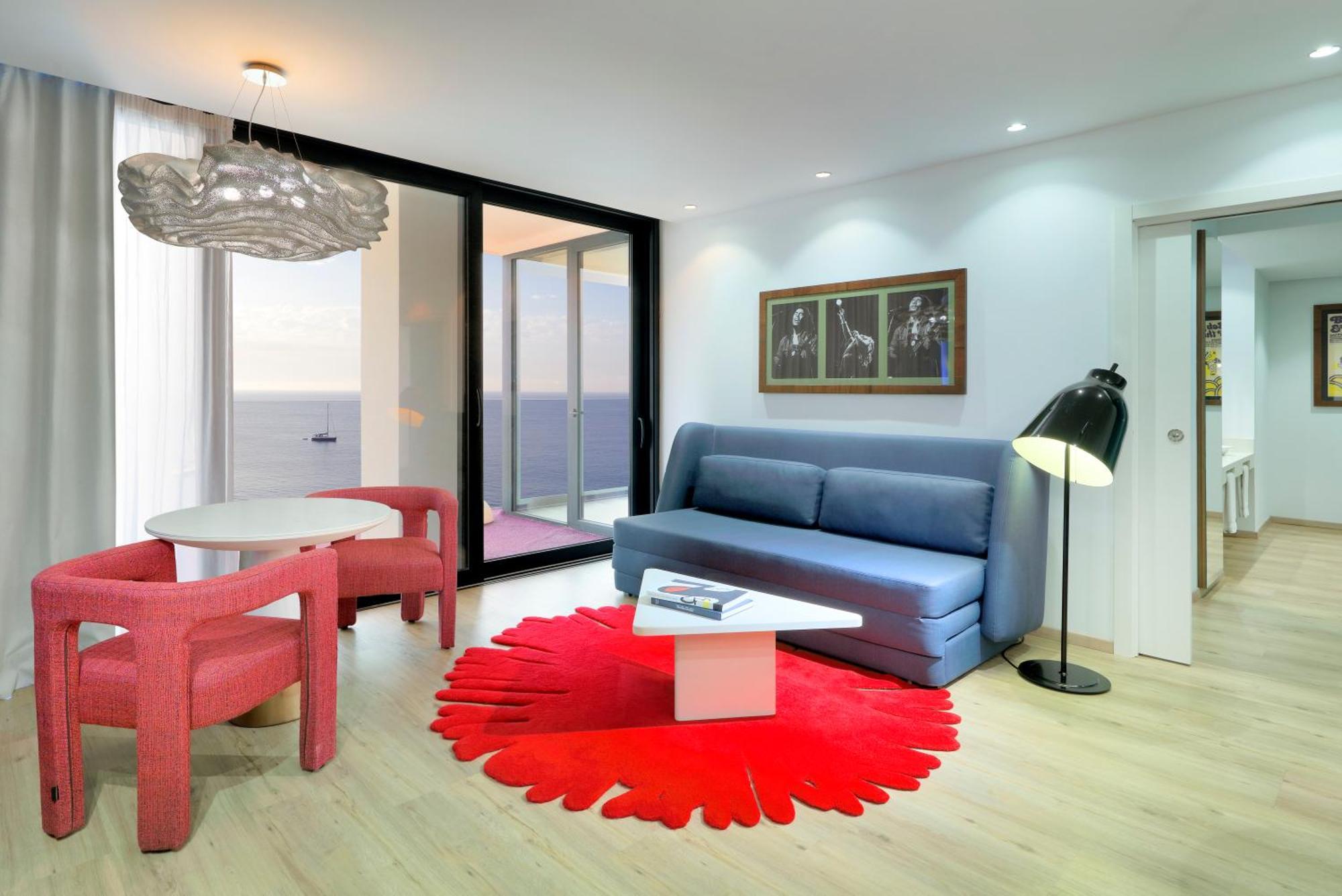 Hard Rock Hotel Ibiza Playa d'en Bossa Ngoại thất bức ảnh A living room